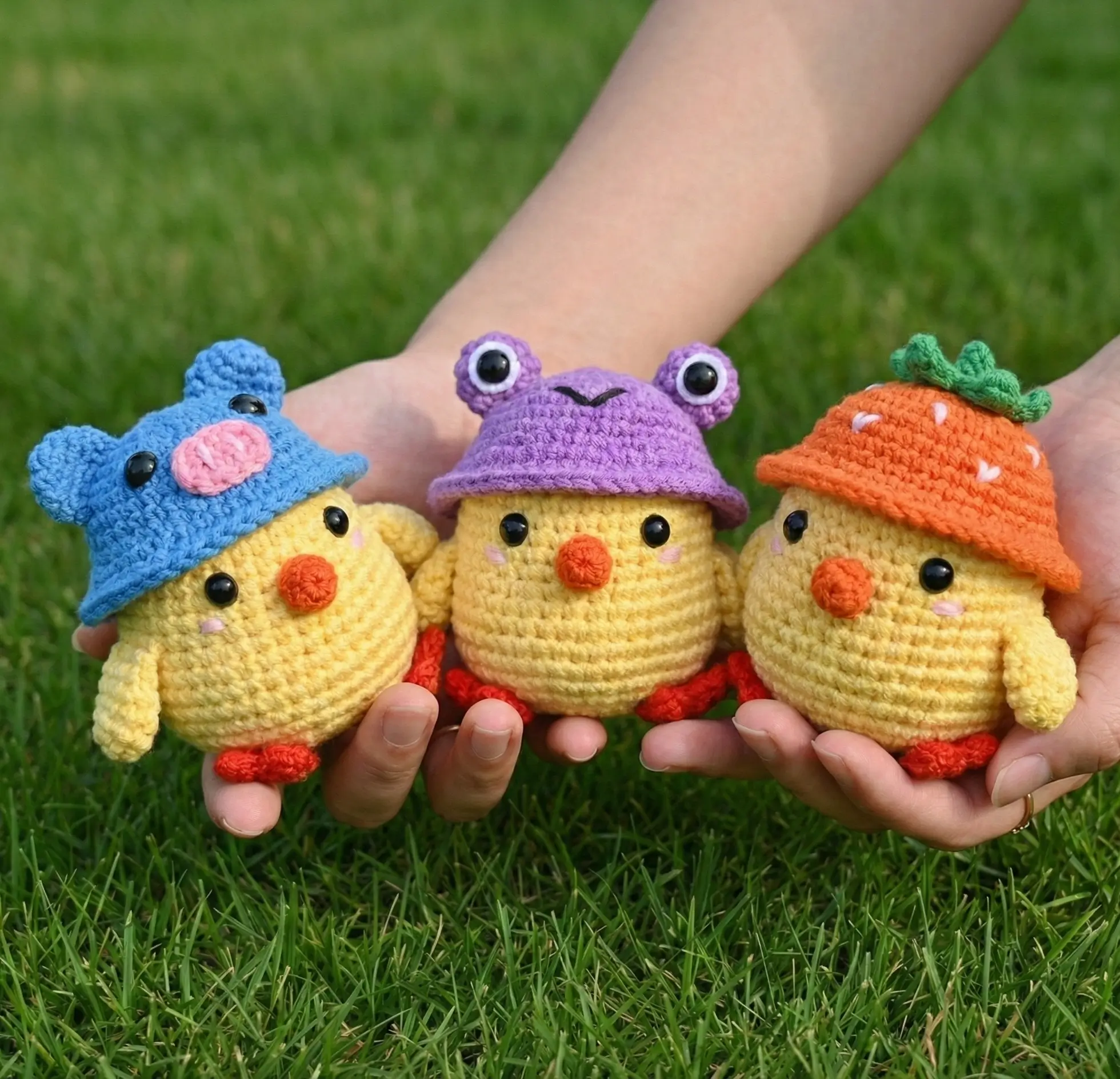 crochet-chicken-free-beginner-pattern-1 crochet chicken