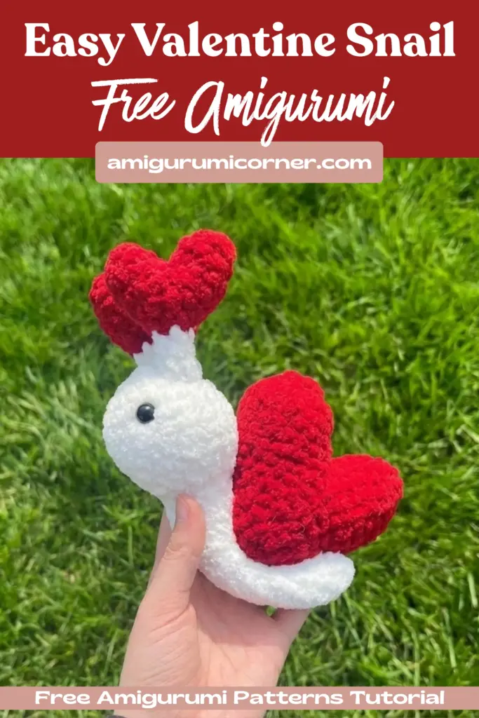 Shelva the Valentine Snail